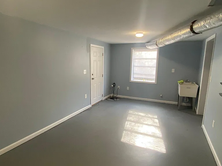 1018 Robins Crest Rd — Photo 18