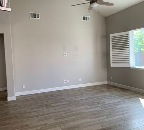 5th image of 1578 Harry Lorenzo Ave