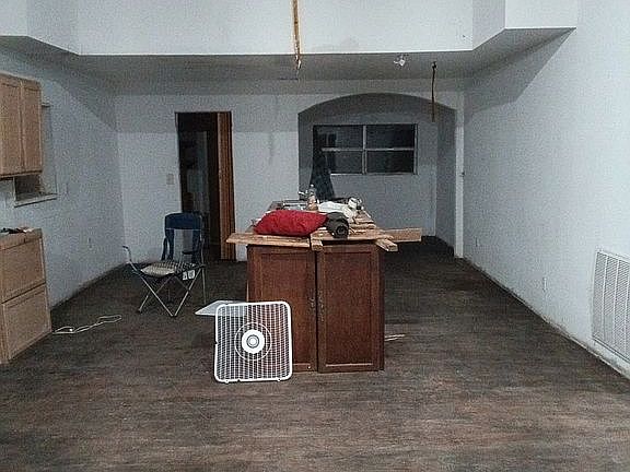 3rd image of 703 N Pine St