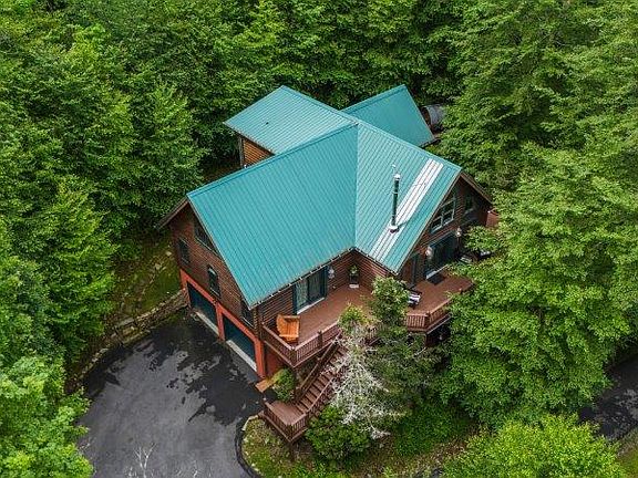 2nd image of 49 Dandelion Ln
