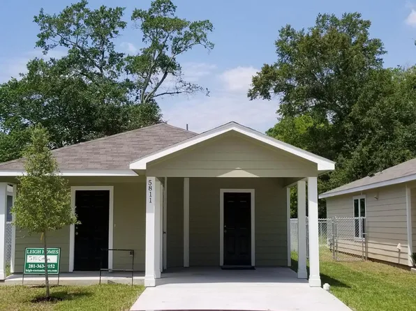 5811 Cebra Rd, Houston, TX 77091