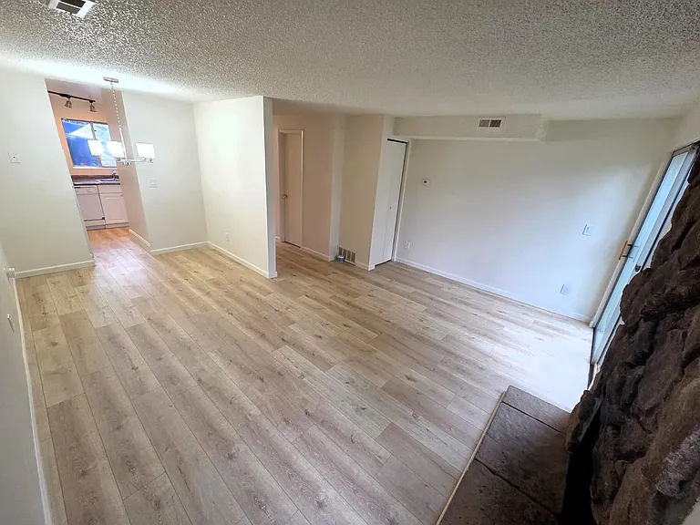 19826 SW 68th Ave — Photo 6