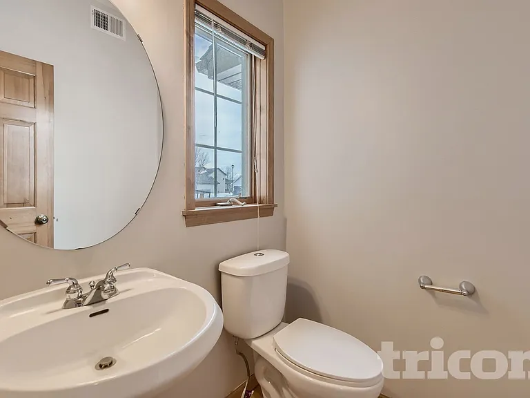 2056 Staghorn Dr — Photo 26
