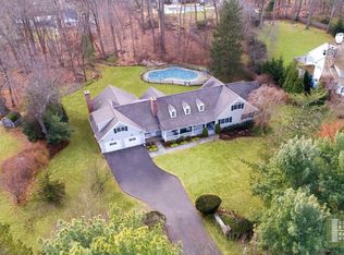 11 Parsons Walk, Darien, CT 06820
