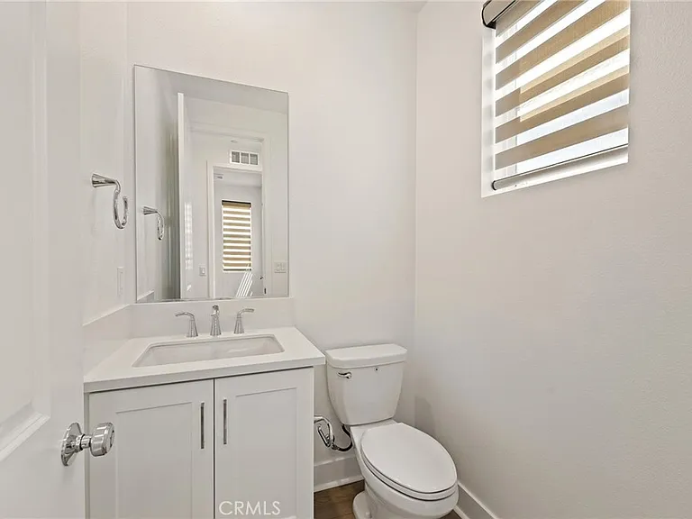 100 Harrier — Photo 19