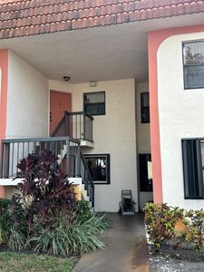 852 NE 209th St APT 102, Miami, FL, 33179