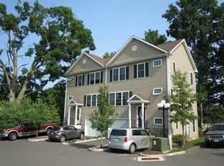 14 Morton St APT 6, Danbury, CT