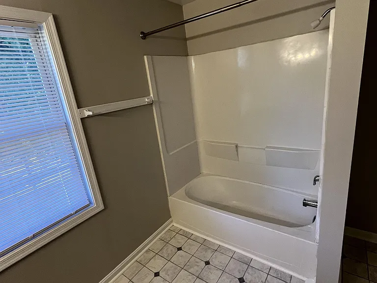 332 Shawnee Ave — Photo 20