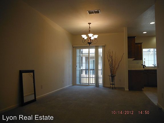 3rd image of 3 Park River Oak Ct