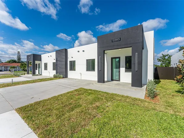 12393 SW 220th St, Miami, FL 33170
