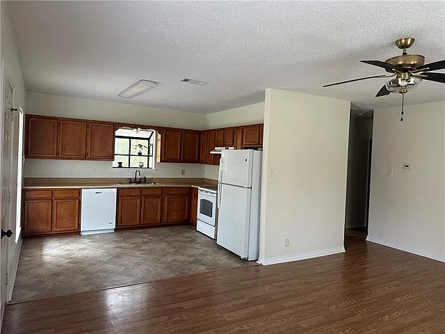 34164 Camelia Farm Ln — Photo 9