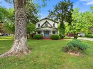 526 W Tahlequah Ave, Vinita, OK 74301