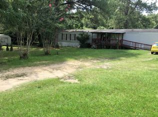 6 Pauline Ln, Picayune, MS 39466