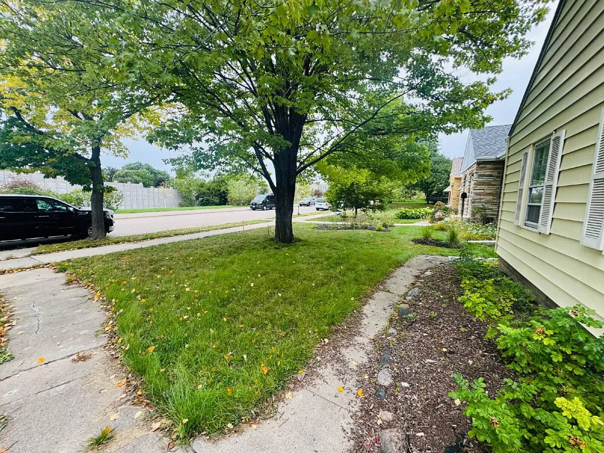 2925 Toledo Ave S in Minneapolis, MN 55416 — Photo 4