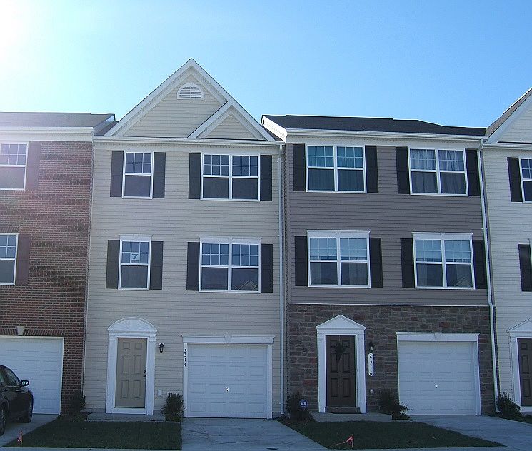 2nd image of 2202 Mallard Landing Dr