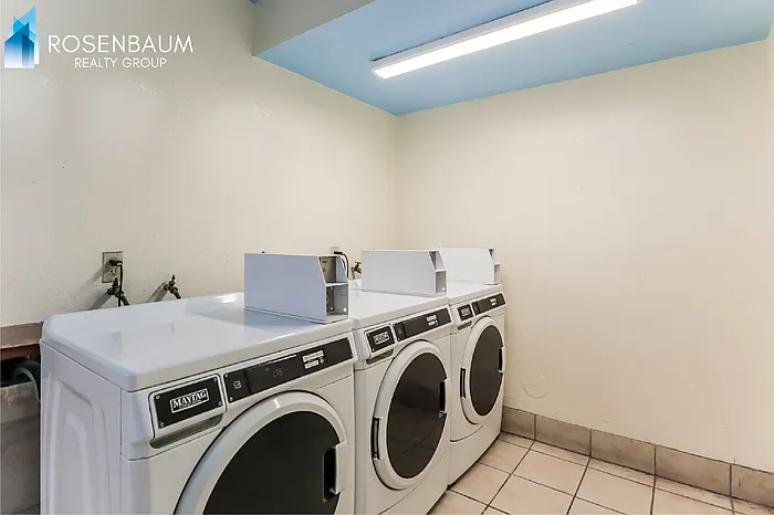 455 W Kelso St #118 — Photo 23