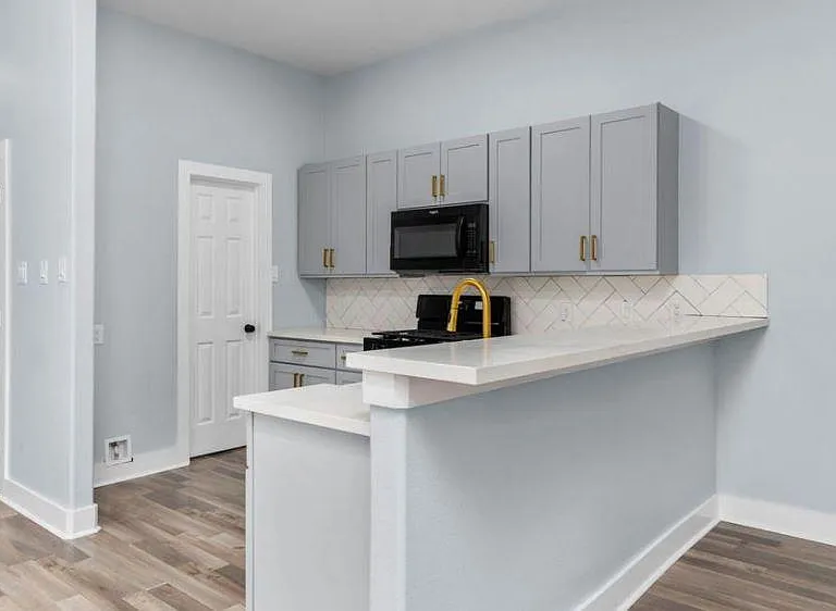7321 Price St #B — Photo 3