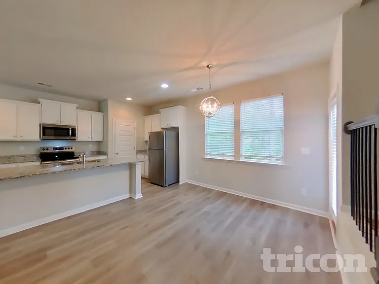 701 Jackson Ct — Photo 17