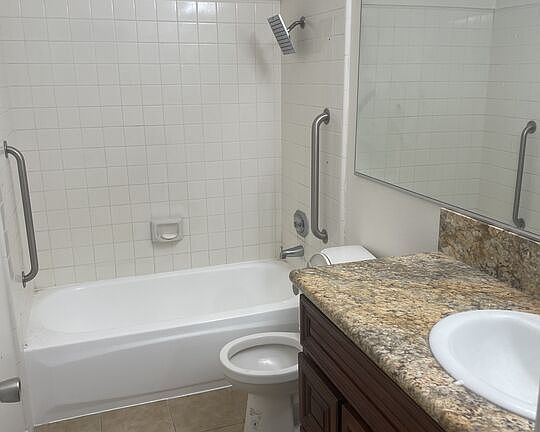 3rd image of 8718 Weybridge Pl Unit C