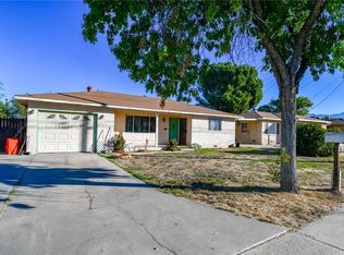1002 E Acacia Ave, Hemet, CA 92543