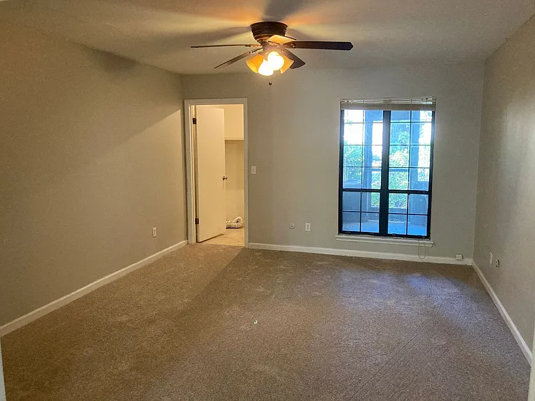 785 Stevens Creek Rd — Photo 4