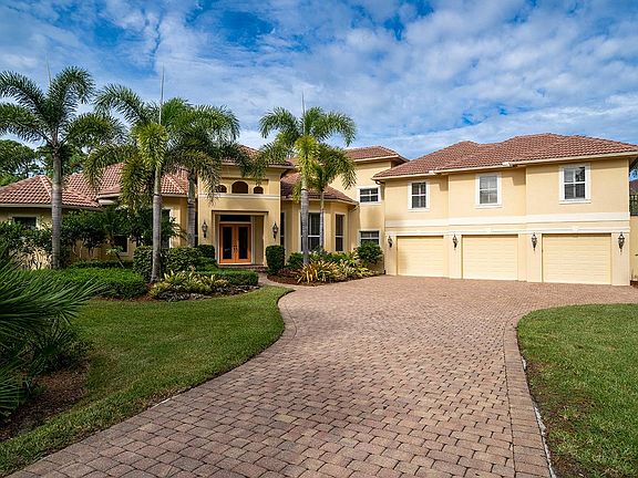 3rd image of 3659 Bay Creek Dr