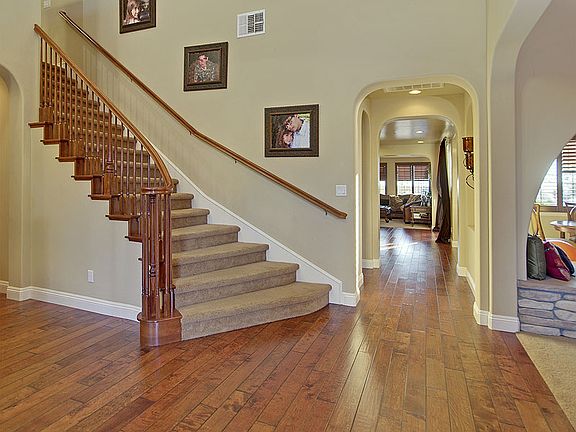 3rd image of 3522 Leonardo Way