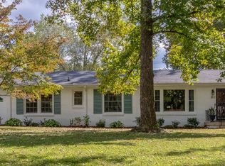 30 Lacy Ln, Clarksville, TN 37043