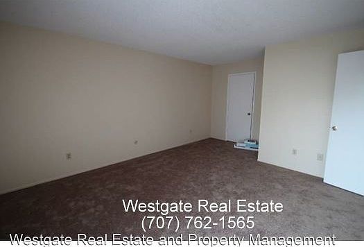 5th image of 722 Ely South Blvd