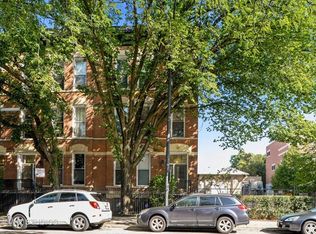 448 W Armitage Ave #2, Chicago, IL 60614