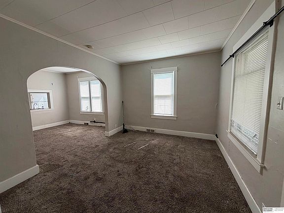 5th image of 4224 N 58th St