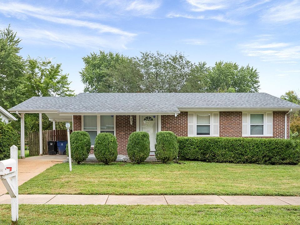 1st image of 3008 Oriental Dr
