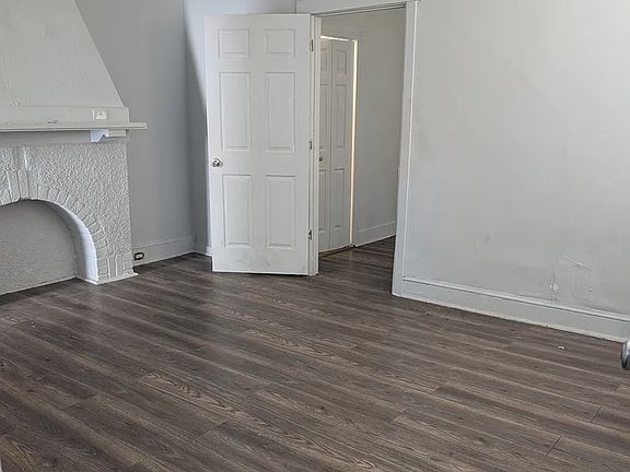 5th image of 39 N Dover Ave #1