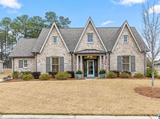 421 Glen Iris Cir, Pelham, AL 35124