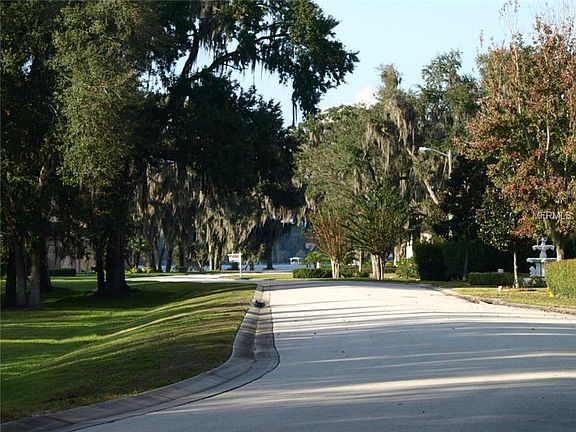 5th image of Island Shores Lane