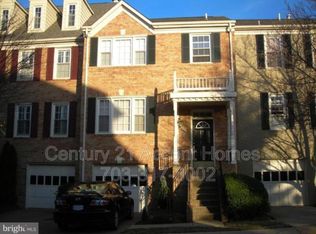 2062 Pieris Ct, Vienna, VA 22182