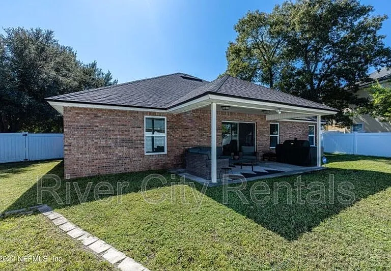2848 Pebblewood Ln — Photo 3