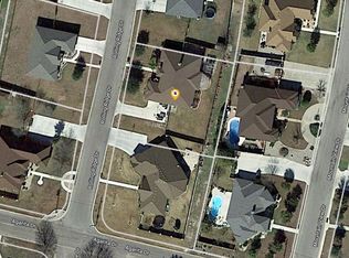 303 Rolling Ridge Dr, Condos, TX 78840