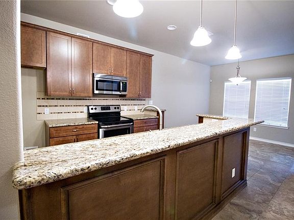 5th image of 15449 Palmira Ave APT B