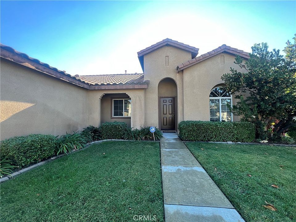 1st image of 18525 Hilldale Ln