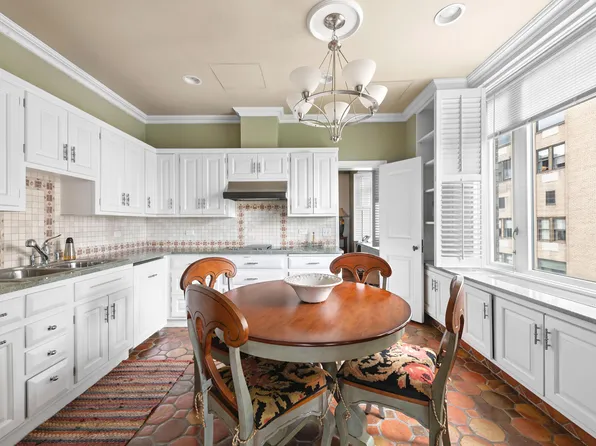 150 Central Park South image 8 of 16