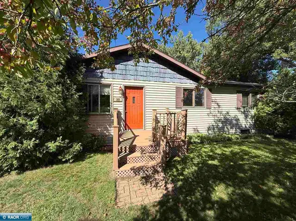 209 17th Ave W, Eveleth, MN 55734