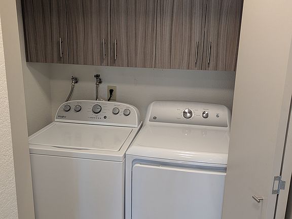 4th image of 725 9th Ave S APT 204