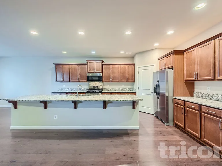 3322 Nova St NE — Photo 5