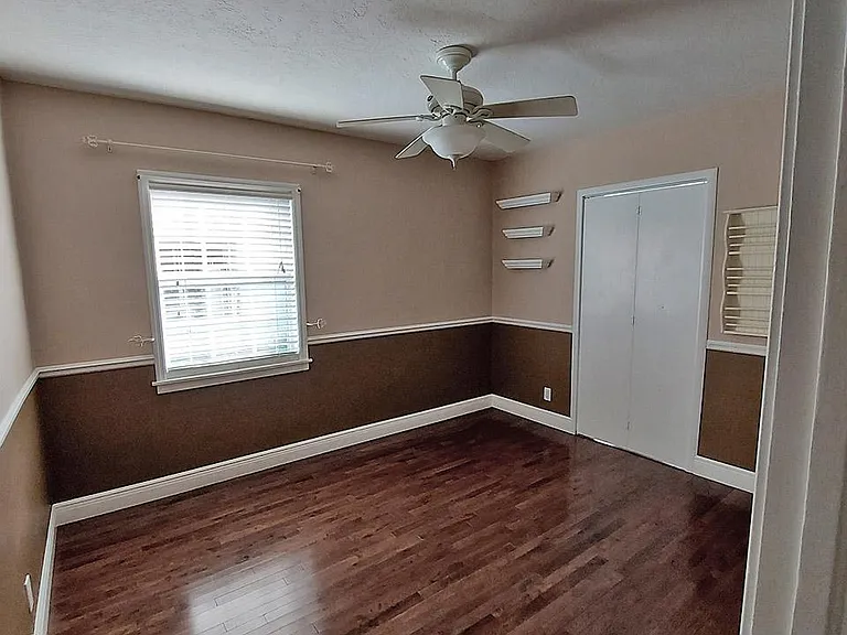 Bedroom 2 (Doorway goes to Living Room
