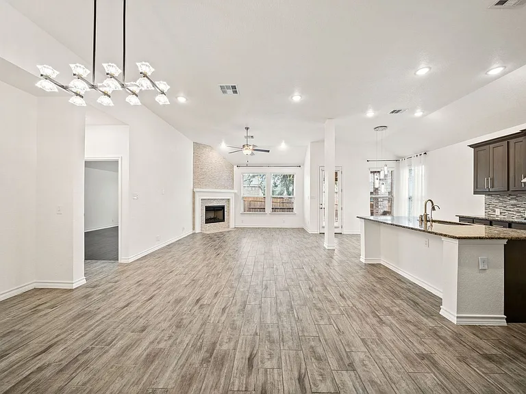 9767 Innes Pl — Photo 4