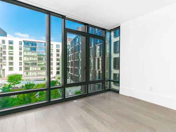 429 Kent Avenue image 1 of 9