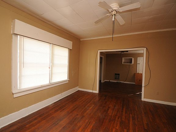2nd image of 2553 Tutwiler Ave