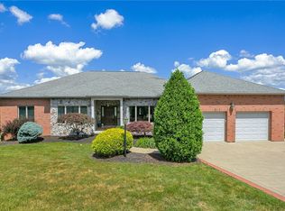 1312 Pinecrest Dr, Latrobe, PA