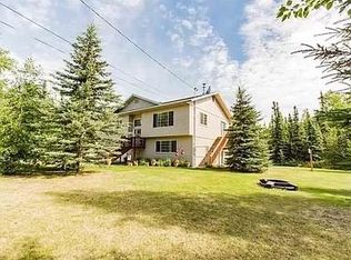 1942 Rosewood Dr, North Pole, AK 99705